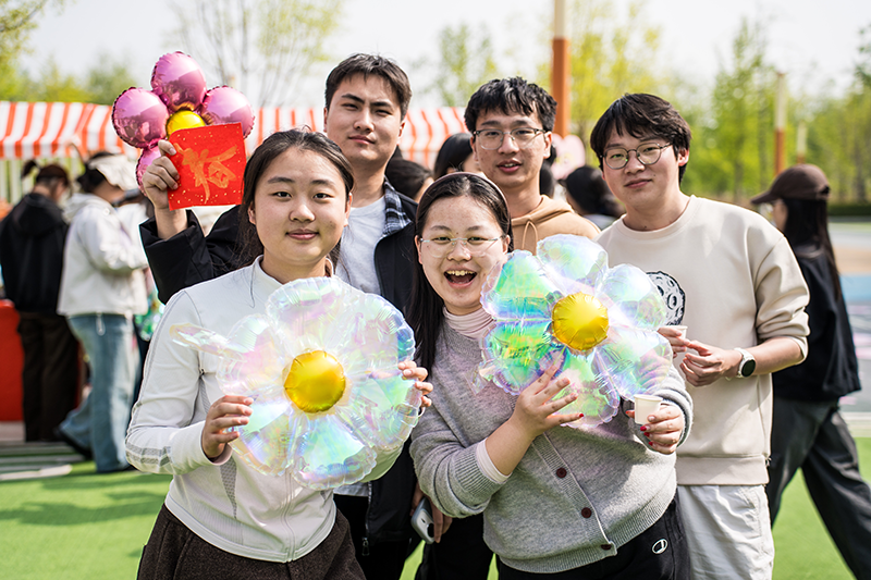 北京化工大学花朝节活动现场。校方供图