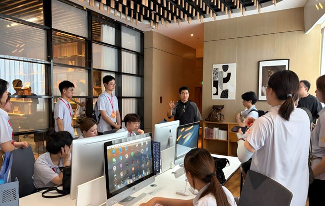 一场跨越海峡的青春共创