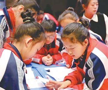 “新旅”传统在校园里薪火相传