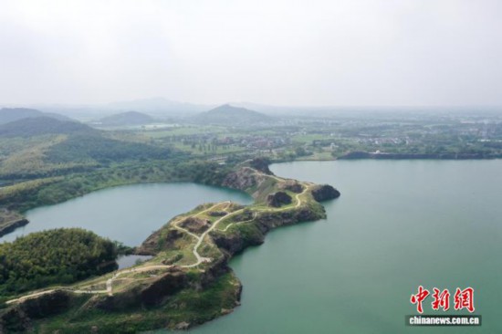 10月4日，神仙湖生态公园一景(航拍图)。曹丹 摄